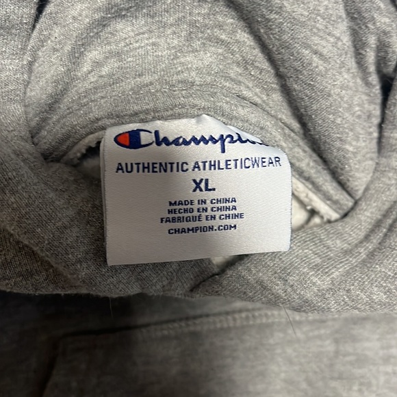 CHAMPION - Grey Hoodie - Picture 3 of 3